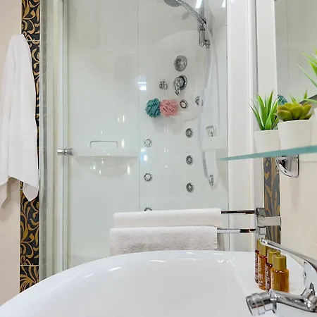 Mascarella Boutique * Bologna